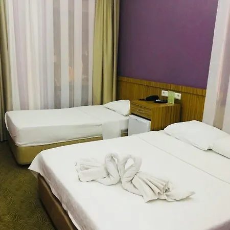 Hotel Lara Kapris
