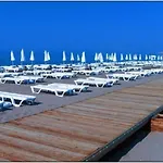 Hotel Lara Kapris